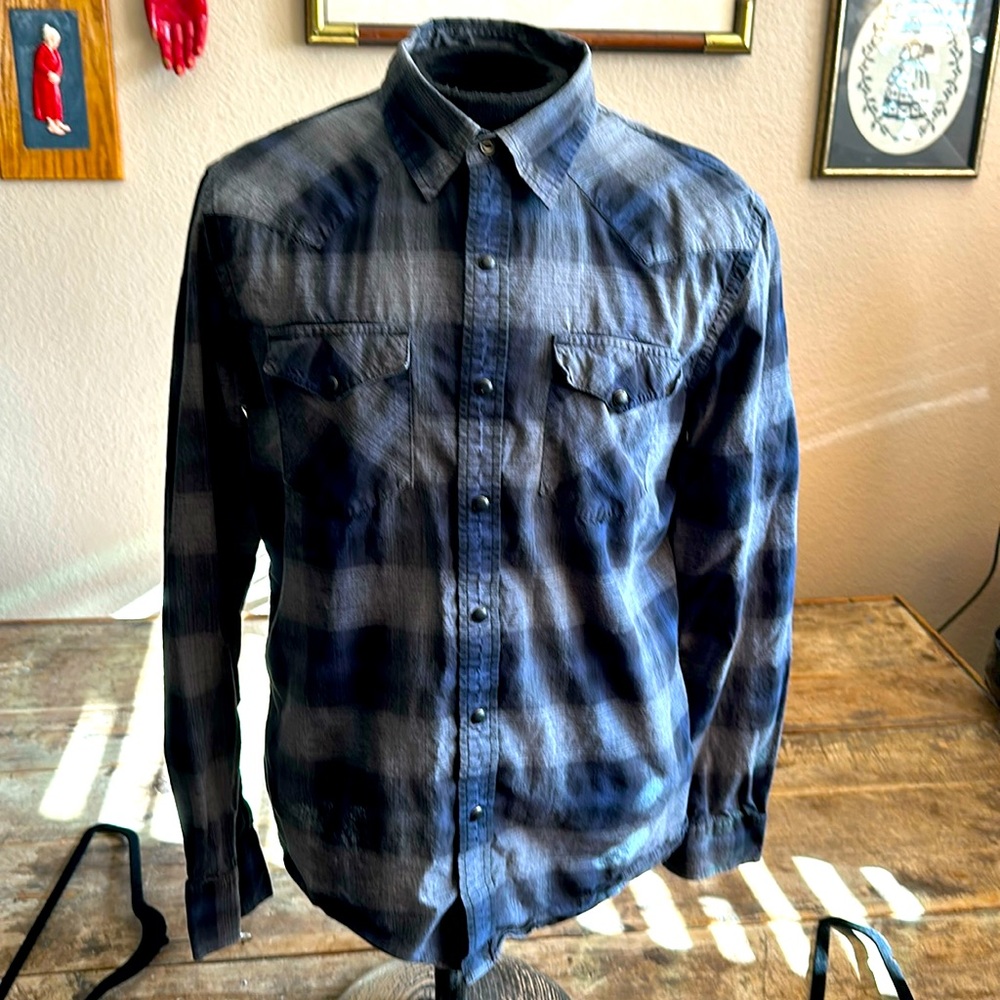 Men’s western snap button shirt